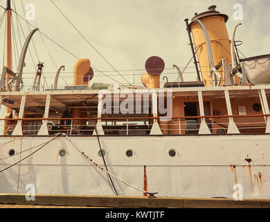 CSS Acadia jetzt das Maritime Museum auf den Atlantik und ein National Historic Site von Kanada, den Hafen von Halifax, Halifax, Nova Scotia, Kanada. F Stockfoto