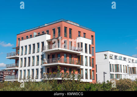 Modernes Apartment-Haus gesehen in Berlin, Deutschland Stockfoto