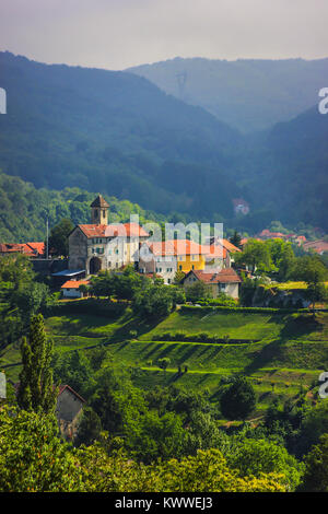 Panoramablick über Sassello Dorf in Ligurien, Italien Stockfoto