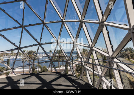 ST. PETERSBURG, USA - Februar 16, 2017: Salvador Dali Museum in St. Petersburg, FL, USA. Salvator Dali - Künstler. Das Museum besitzt eine der größten Kol Stockfoto