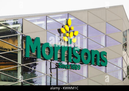 Morrisons Supermarkt in Colindale, nördlich von London, England Stockfoto