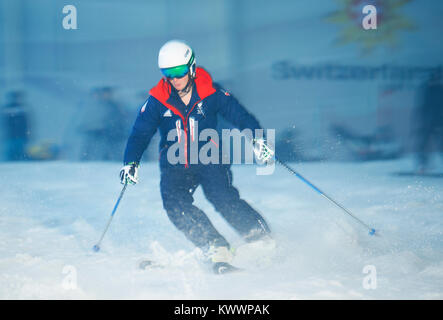 ParalympicsGB Skifahrer Millie Ritter während der ParalympicsGB 2018 Winter Olympics Alpin und Snowboard Team Ankündigung, Am Snowcenter, Hemel Hempstead. Stockfoto