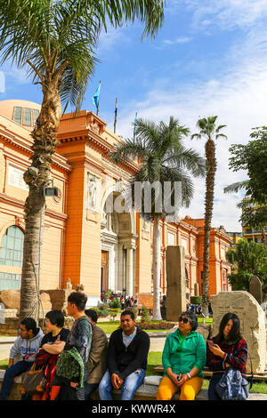 Die Fassade oder vordere außerhalb des Ägyptischen Museum von Antiquitäten, Kairo Stockfoto