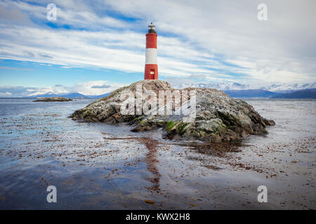 Leuchtturm Les Eclaireurs ist in der Nähe von Ushuaia in Feuerland in Argentinien. Stockfoto