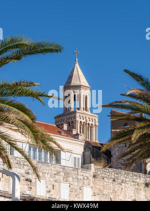 Der Glockenturm der Kathedrale St. Domnius, Split, Kroatien Stockfoto