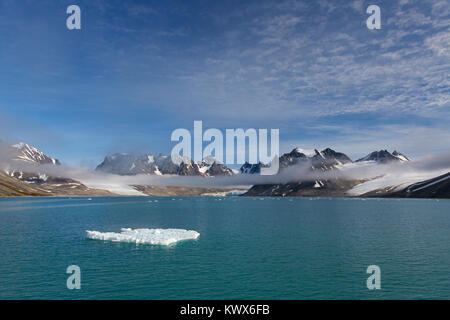 Wagonwaybreen/Wagonway Gletscher mündet in Magdalenefjorden in Albert ich in Spitzbergen/Svalbard, Norwegen Land Stockfoto