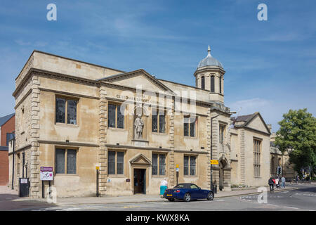 Das Rathaus, die St. Paul's Square, Bedford, Bedfordshire, England, Vereinigtes Königreich Stockfoto