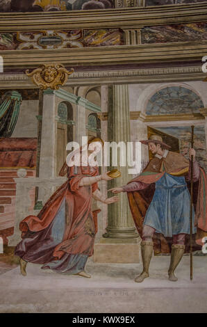 Die religiösen Komplex der Sacro Monte von Orta liegt auf dem Hügel oberhalb des Dorfes, mit Blick auf den Ortasee. Stockfoto