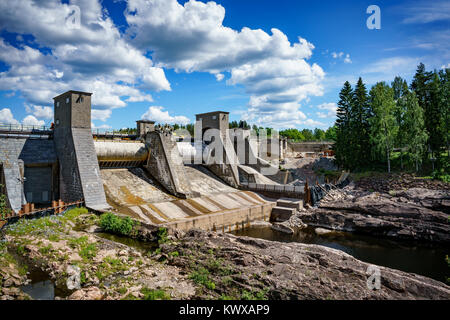 Wasserkraftwerk Damm in Imatra, Finnland. Stockfoto