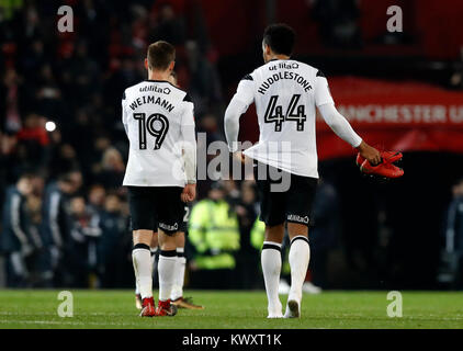 Von Derby County Andreas Weimann (links) und Tom Huddlestone nach dem FA Cup, dritte runde Spiel im Old Trafford, Manchester. Stockfoto