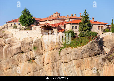 Kloster der Heiligen Dreifaltigkeit, auch bekannt als Agia Triada ist eine östliche orthodoxe Kloster von Meteora im Zentrum von Griechenland, in der Nähe der Stadt Kalamba gelegen Stockfoto