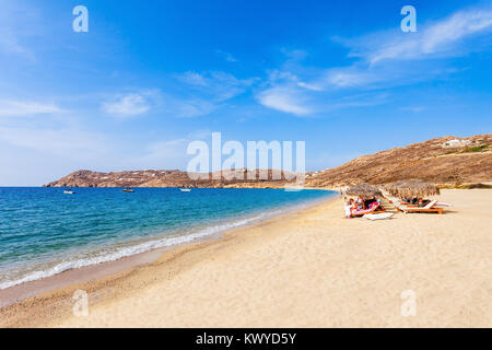 Elia Beach auf der Insel Mykonos, Kykladen in Griechenland Stockfoto