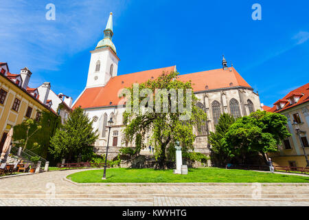 Die St. Martin Dom ist eine katholische Kirche in Bratislava, Slowakei. St Martin Dom ist die größte und eine der ältesten Kirchen in Bra Stockfoto