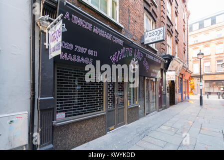 Die weiße Lilie Spa, Rupert Street, Soho, London, England, UK. Stockfoto