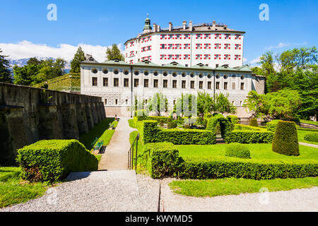 Schloss Ambras oder Schloss Ambras Innsbruck ist ein Schloss und Palast in Innsbruck, die Hauptstadt von Tirol, Österreich Stockfoto