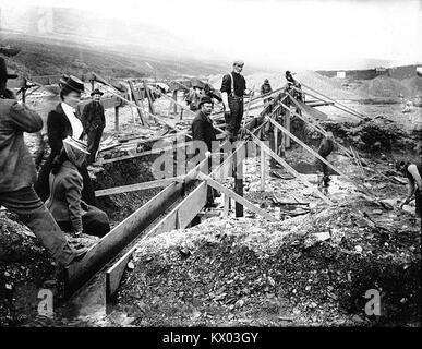 Bergbau Behauptung Nr. 1 unten Anvil Creek, Alaska, ca 1900 (HEGG 375) Stockfoto