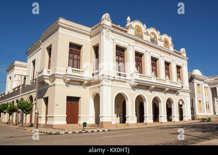 Teatro Terry Tomas Nella Piazza di Cienfuegos (Kuba) Stockfoto