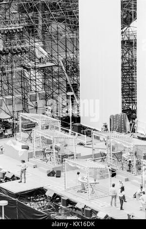 Bühne für Jean Michel Jarre Konzert Europa Tournee, die Inszenierung von Edwin Shirely Inszenierung in der Waldbhuene outdoor Auditorium in Berlin, Deutschland, 11. September 1993. Stockfoto