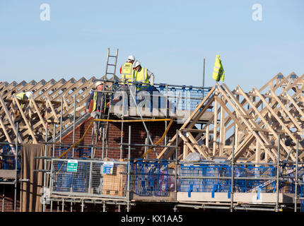 Überdachung der neuen Häuser in Grantham, Lincolnshire, England, Großbritannien Stockfoto