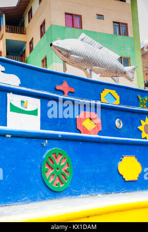 GUATAPE, Antioquia, Kolumbien, November 2017. Bunte Straßen von guatape Stadt in Kolumbien Stockfoto