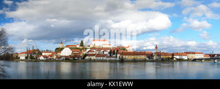 Ptuj, Slowenien, Panorama-aufnahme der ältesten Stadt in Slowenien Stockfoto