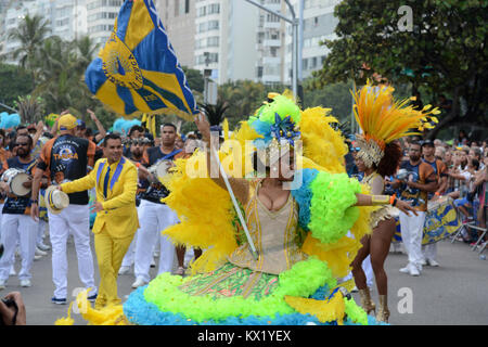 Rio de Janeiro, Brasilien. 06 Jan, 2018. Samba Treffen am Strand von Copacabana in Rio de Janeiro an diesem Samstag, 06. (Foto: JORGE HELY/BRASILIEN FOTO PRESSE) Credit: Brasilien Foto Presse/Alamy leben Nachrichten Stockfoto