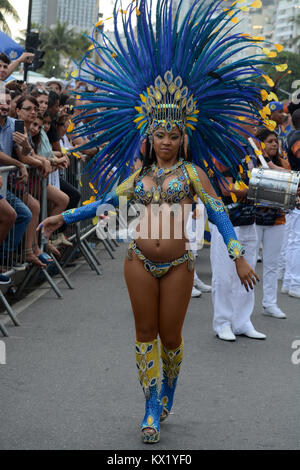 Rio de Janeiro, Brasilien. 06 Jan, 2018. Samba Treffen am Strand von Copacabana in Rio de Janeiro an diesem Samstag, 06. (Foto: JORGE HELY/BRASILIEN FOTO PRESSE) Credit: Brasilien Foto Presse/Alamy leben Nachrichten Stockfoto