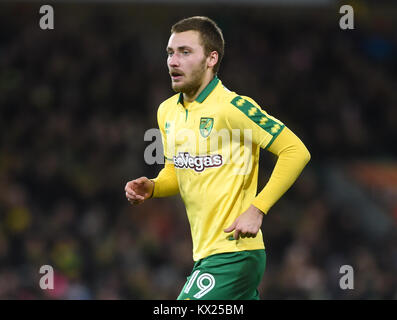 Norwich City Tom Trybull während der FA Cup, dritte Runde an der Carrow Road, Norwich. PRESS ASSOCIATION Foto. Bild Datum: Samstag, 6 Januar, 2018. Siehe PA-Geschichte Fußball Carrow. Photo Credit: Joe Giddens/PA-Kabel. Einschränkungen: EDITORIAL NUR VERWENDEN Keine Verwendung mit nicht autorisierten Audio-, Video-, Daten-, Spielpläne, Verein/liga Logos oder "live" Dienstleistungen. On-line-in-Verwendung auf 75 Bilder beschränkt, kein Video-Emulation. Keine Verwendung in Wetten, Spiele oder einzelne Verein/Liga/player Publikationen. Stockfoto