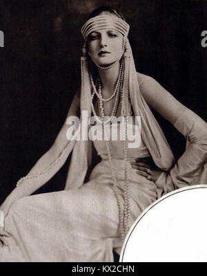 Dieses Bild ist eine Zeitungsseite der New York Tribune vom 12. Mai 1918, auf der Dolores berichtet wird, die Ereignisse des frühen 20. Jahrhunderts und Journalismus in den Vereinigten Staaten dokumentieren. Stockfoto