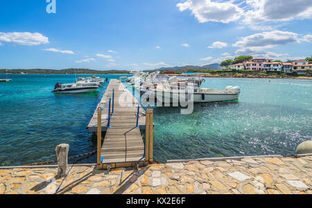 Kleiner Hafen auf Sardinien Stockfoto