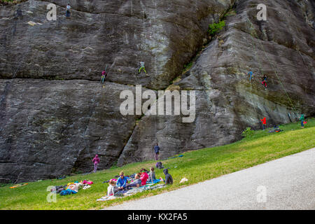 Italien, Piemont, Val Formazza; Klettern; Piemont; Montagna; arrampicata; Sport; Luigi Framarini Stockfoto