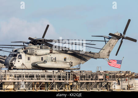 Sikorsky CH-53 Heavy lift Transporthubschrauber aus dem United States Marine Corps (Marine Expeditionary Unit Stockfoto
