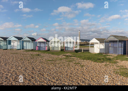 Badekabinen, Fawley Power Station Calshot, Solent, Southampton, Hampshire, England, Großbritannien Stockfoto