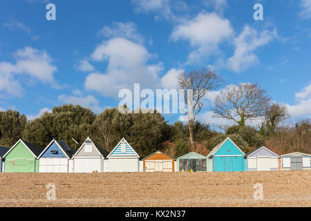 Badekabinen, Calshot, Solent, Southampton, Hampshire, England, Großbritannien Stockfoto