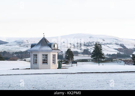 Gleneagles Golf im Winter - Loch 1 des RGA hundertjährigen Kurs, Schottland, Großbritannien Stockfoto