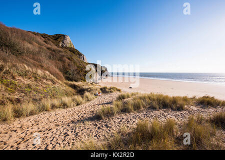 Wege zum großen Tor Klippe in den Dünen von nicholaston Burrows, Oxwich Bay, Gower Peninsula, South Wales, UK. Stockfoto