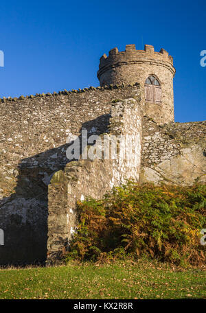 Alte John Tower sitzt auf dem Gipfel des Alten John Hill, Bradgate Park, Newton Linford, Leicestershire, England Stockfoto