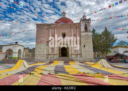 Kirche von San Pablo in Mitla eine archäologische Stätte im Bundesstaat Oaxaca Mexiko Stockfoto