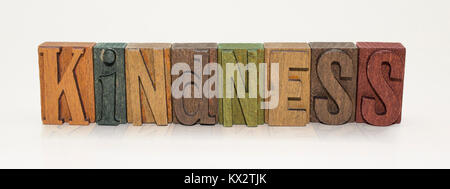 Freundlichkeit Wort Block Buchstaben auf weißem Hintergrund isoliert Stockfoto