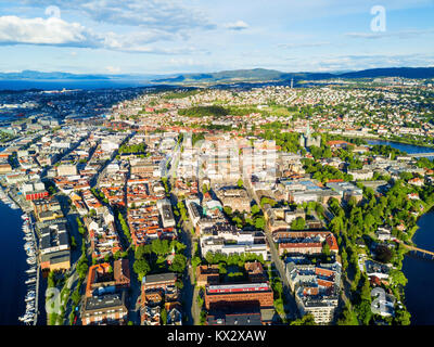 Trondheim Stadt Antenne Panoramablick. Trondheim ist der Dritte die bevölkerungsreichste Gemeinde in Norwegen. Stockfoto
