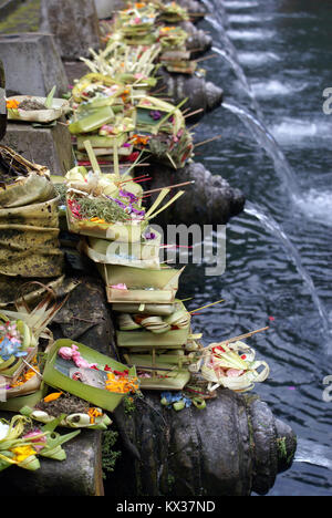 Schrein auf dem Pool in Tirta Empul, Bali, Indonesien Stockfoto