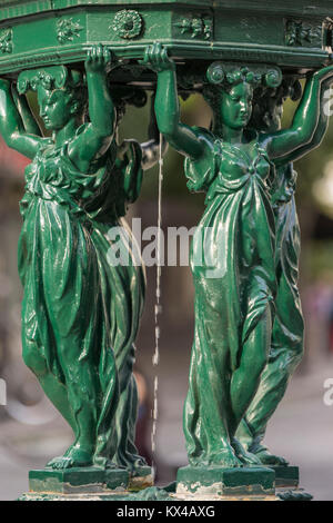 Wallace Brunnen Trinkbrunnen, Paris, Frankreich Stockfoto