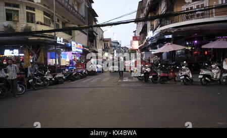 136 Street touristische Nachtleben Bar nach Stunden Spaß Fotos Phnom Penh Kambodscha Stockfoto