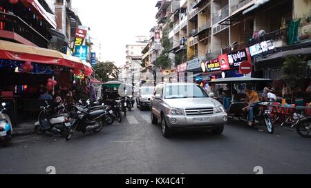 136 Street touristische Nachtleben Bar nach Stunden Spaß Fotos Phnom Penh Kambodscha Stockfoto