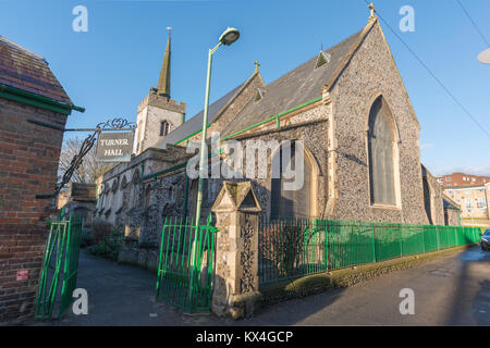 Newmarket Suffolk Kirche, Ansicht des East End der St. Mary's Kirche in der Stadt von Newmarket, Suffolk, England, Grossbritannien. Stockfoto