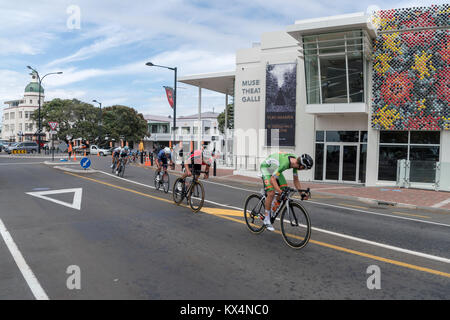 HEADLINE: Straße Rennen auf der Marine Parade in Napier, Neuseeland Stockfoto