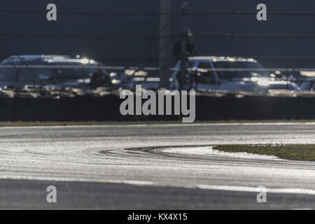 Daytona Beach, Florida, USA. 6. Januar, 2018. Januar 06, 2018 - Daytona Beach, Florida, USA: Daytona International Speedway ist Gastgeber für das Brüllen, bevor die Rolex 24 at Daytona Beach, Florida. Quelle: Walter G Arce Sr Asp Inc/ASP/ZUMA Draht/Alamy leben Nachrichten Stockfoto