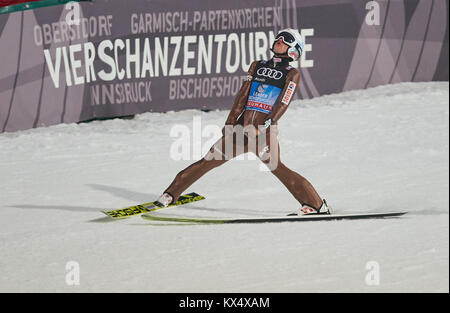 Bischofshofen, Österreich. 06 Jan, 2018. Letzten Tag Skispringen, Bischofshofen, 06 Januar, 2018 vier Mal Sieger und Gewinner Kamil Stoch Polen, POL feiert seinen Sieg an der Vierschanzen Tournee, Skispringen vier Hill Turnier Männer in Bischofshofen, Österreich, 06. Dezember 2006, 2018, Saison 2017/2018 Quelle: Peter Schatz/Alamy leben Nachrichten Stockfoto