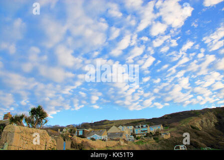 Isle of Portland, Großbritannien. 7. Januar 2018 - "ackerell 'Himmel über Fortuneswell endet eine bittery kalten Tag auf der Isle of Portland Credit: stuart Hartmut Ost/Alamy leben Nachrichten Stockfoto