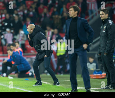 Bilbao, Spanien. 07 Jan, 2018. Trainer Deportivo Alaves C.F Abelardo Fernandez während der spanischen La Liga Fußball Match zwischen Athletic Bilbao und Club Deportivo Alaves, an San Mames Stadium, in Bilbao, Nordspanien, Sonntag, Januar, 07, 2018. Credit: Gtres Información más Comuniación auf Linie, S.L./Alamy Live News Credit: Gtres Información más Comuniación auf Linie, S.L./Alamy leben Nachrichten Stockfoto